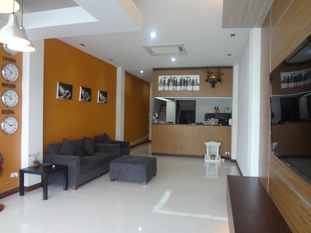 Sleep Tight Hotel Jomtien Beach Exterior photo