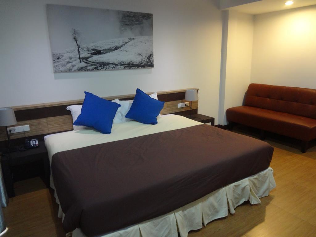 Sleep Tight Hotel Jomtien Beach Exterior photo