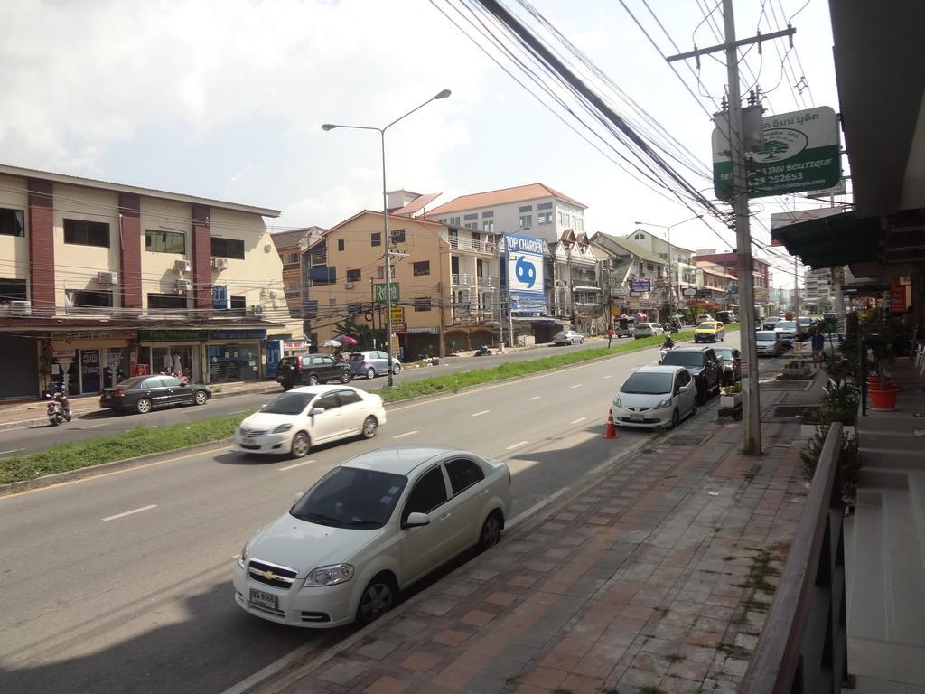 Sleep Tight Hotel Jomtien Beach Exterior photo